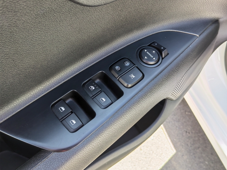 Kia Rio 5 Rio 5 Ex 1.4 2019 Usado en Rosselot Usados
