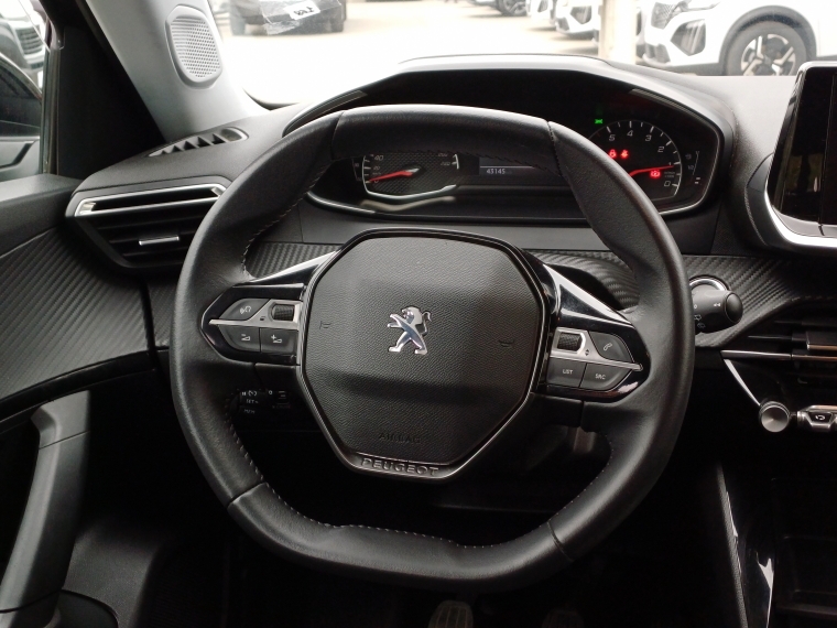 Peugeot 2008 2008 Active 1.2 2021 Usado en Rosselot Usados