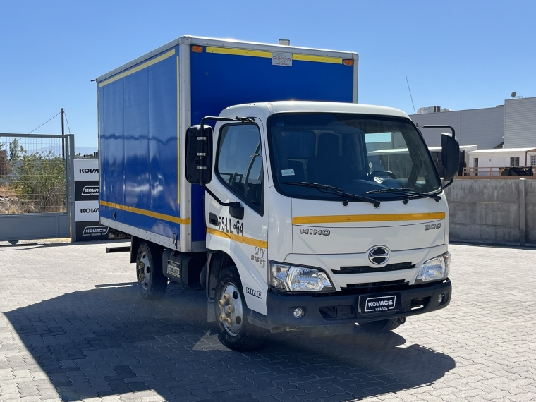 Hino City 515 515 Aut 2022 Usado  Usado en Kovacs Usados