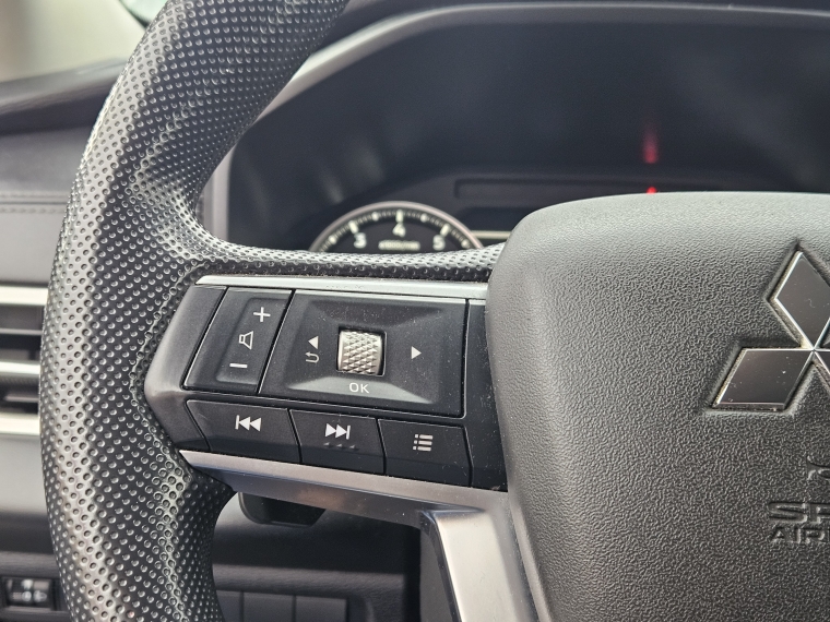 Mitsubishi New outlander Outlander Gl 2.5 Aut 2023 Usado Usado en Webautos.cl Mitsubishi New outlander Outlander Gl 2.5 Aut 2023 Usado Usado en Webautos.cl