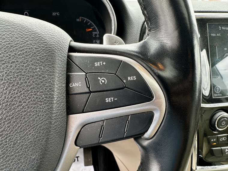 Jeep Grand cherokee Grand Cherokee Ltd 4x4 3.6 Aut 2021 Usado en Rosselot Usados