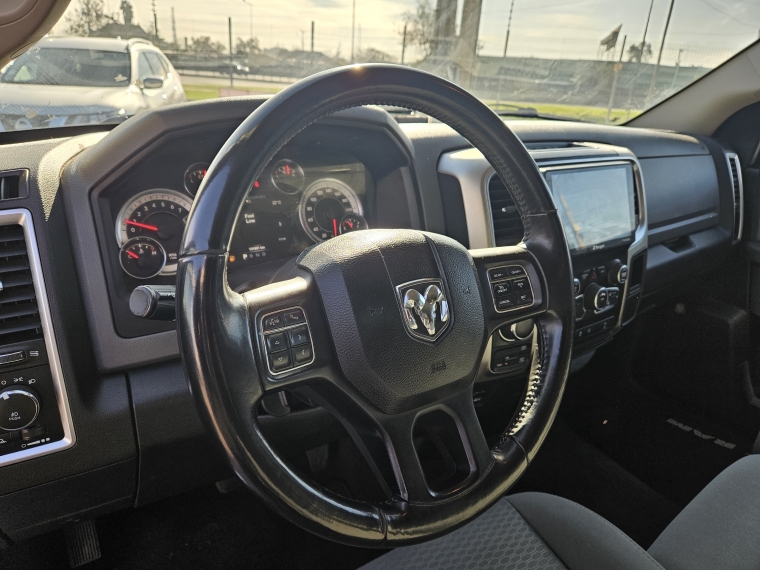 Ram 1500 Quad Cab At 4x4 3.6 2018 Usado  Usado en Kovacs Usados