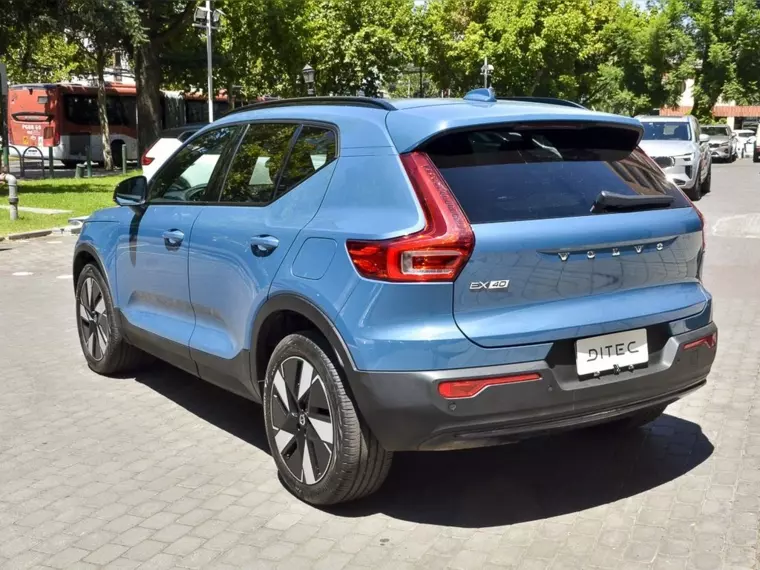 Volvo Ex40 0.0 P8 Recharge 4x4 At Electrico 2025 Usado  Usado en Webautos.cl