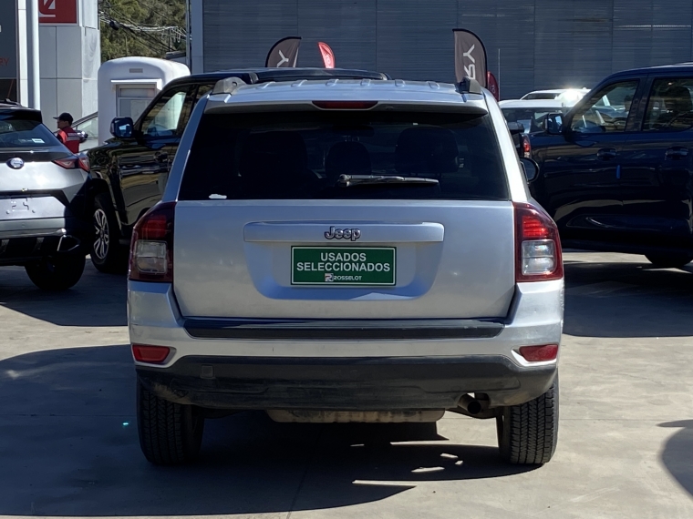 Jeep Compass Compass Sport 2.4 At 4x2 2014 Usado en Rosselot Usados