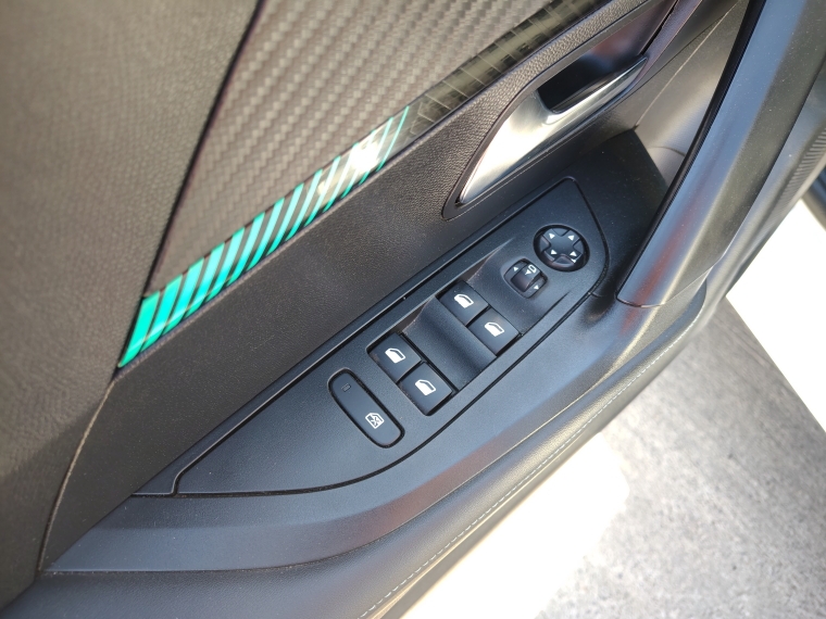 Peugeot 2008 2008 Puretech 130 1.2 2022 Usado en Rosselot Usados