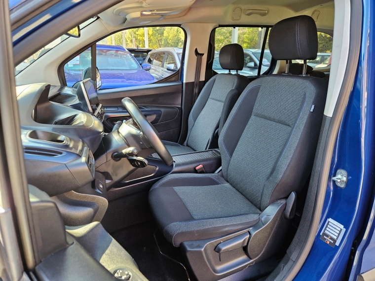 Peugeot Rifter Rifter Bluehdi 130 1.5 2022 Usado en Rosselot Usados
