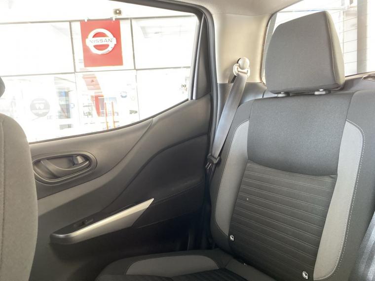 Nissan Navara 2.3d Se Diesel 4x4 Dob.cab. Mt 4p 2024 Usado  Usado en Webautos.cl