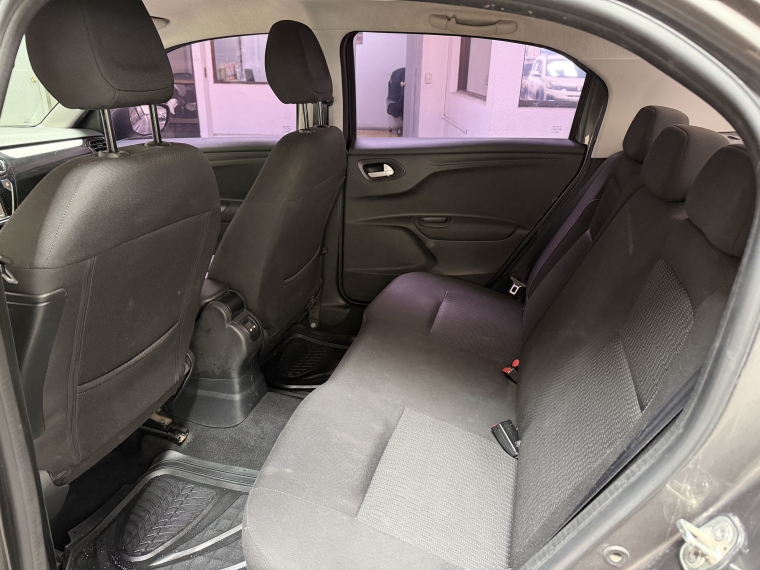 Peugeot 301 Allure Pack 1.6l Hdi 92hp 2021  Usado en Grass & Arueste