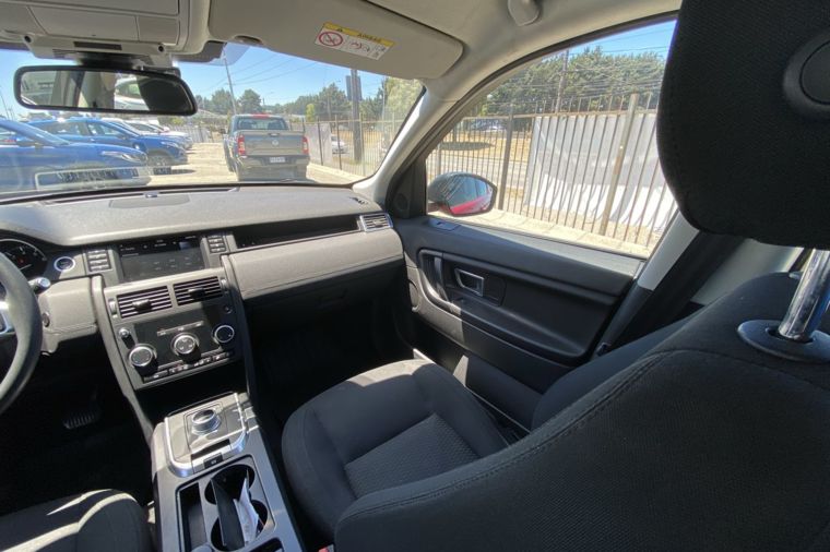 Land rover Discovery 2.0 Se Si4 5s At 5p 2017 Usado  Usado en Webautos.cl