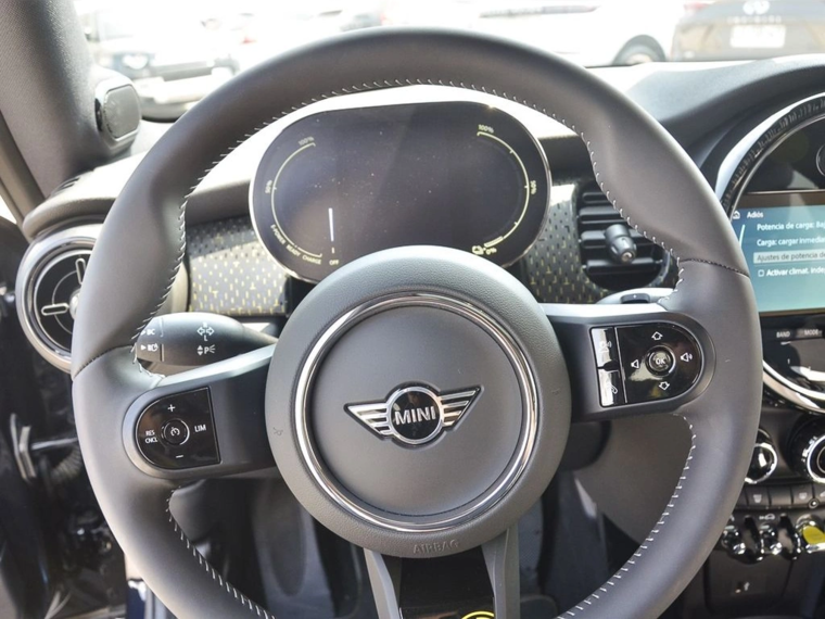 Mini Cooper Se Hb Aut 135 Kw 2024 Usado  Usado en BMW Premium Selection