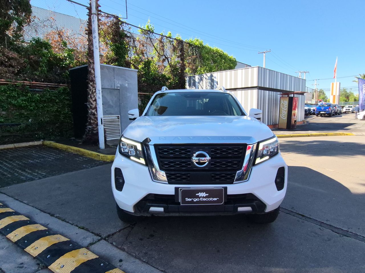 Nissan Navara Navara D Cab Mt 4x4 2.3 2022 Usado en Usados de Primera - Sergio Escobar
