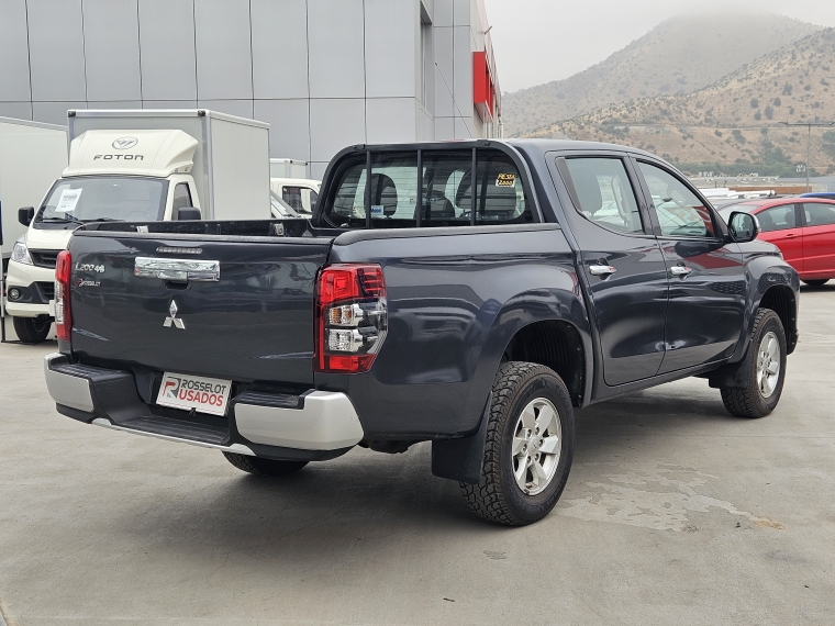 Mitsubishi L200 L200 D/c 2.4 Katana Crt 4x4 Special Pack 2023 Usado en Rosselot Usados