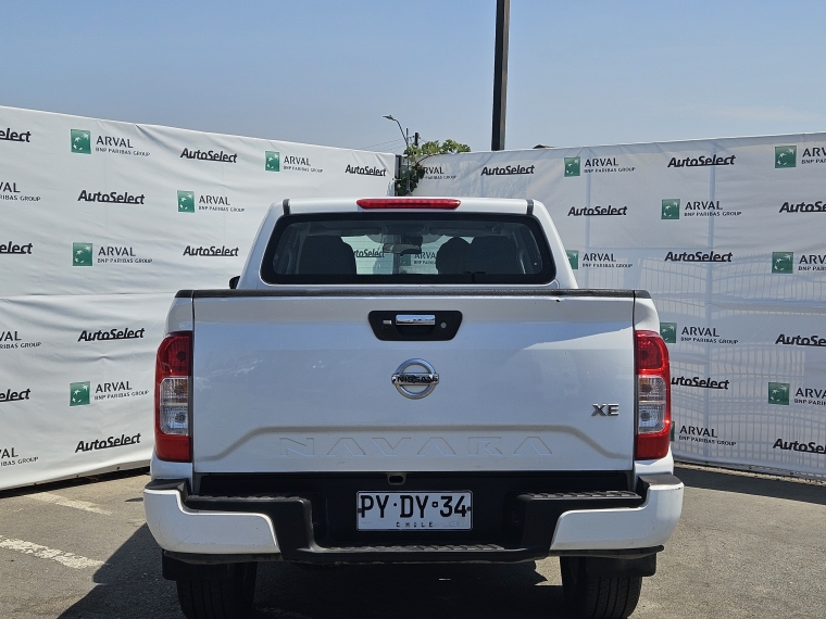 Nissan Navara D Cab 2.3 Mt Ac Xe 2021 Usado  Usado en Autoselect Usados