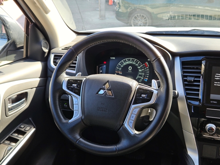 Mitsubishi Montero sport Montero Sport 3.0 Aut 2024 Usado en Rosselot Usados