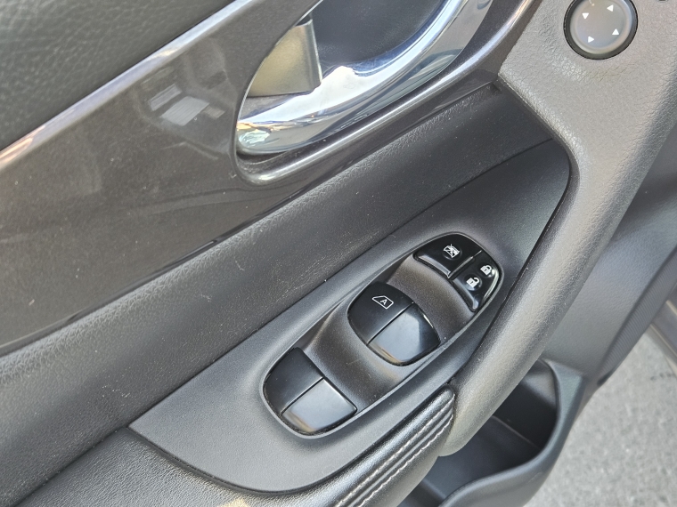 Nissan X-trail Sense At 2.5 2023 Usado  Usado en Kovacs Usados