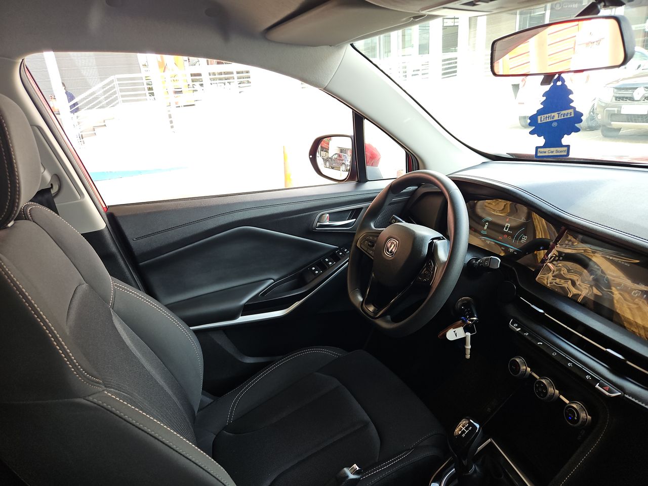 Changan Cs15 Cs15 Hb 4x2 1.5 2023 Usado en Usados de Primera - Sergio Escobar