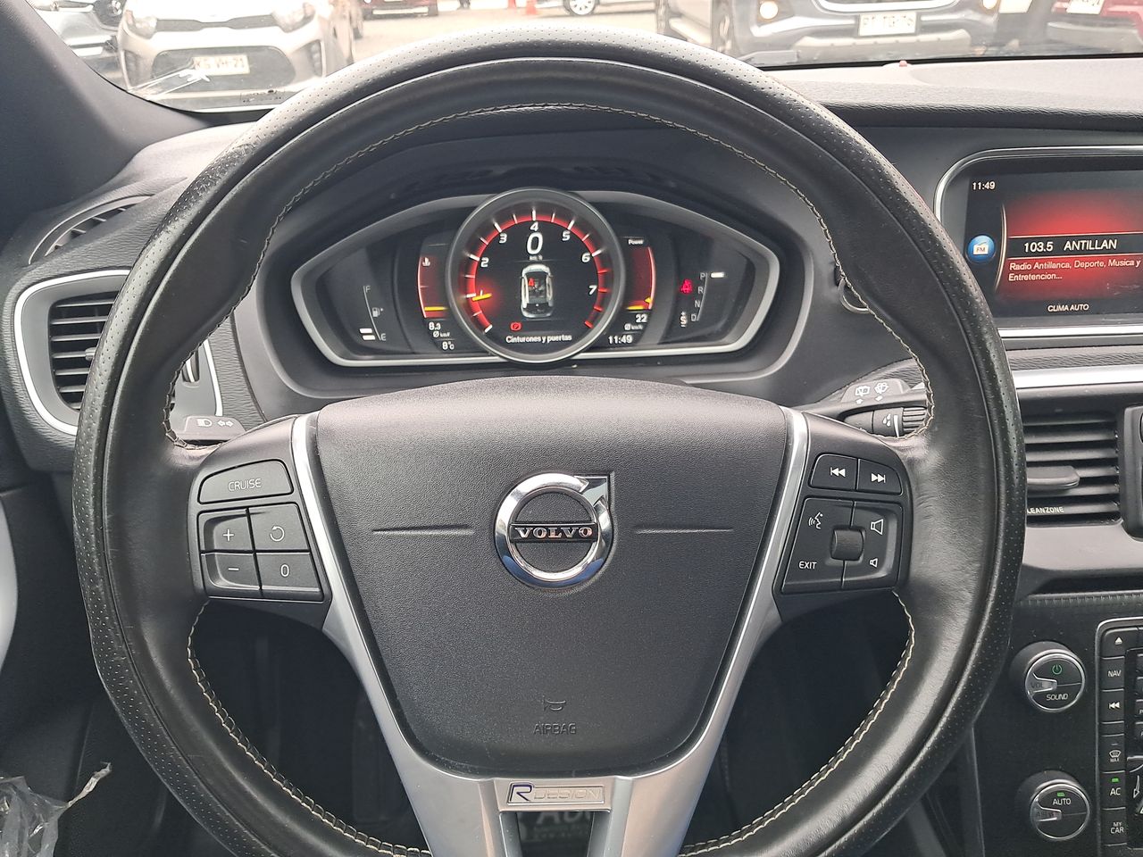 Volvo V40 V40 T4 2.0 Aut 2018 Usado en Usados de Primera - Sergio Escobar