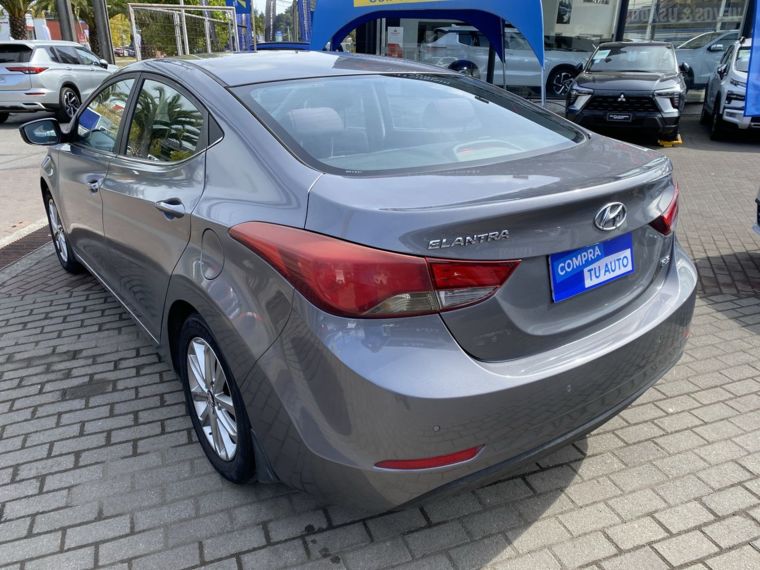 Hyundai Elantra Elantra Fl Gls 1.6 At 2016 Usado  Usado en Webautos.cl