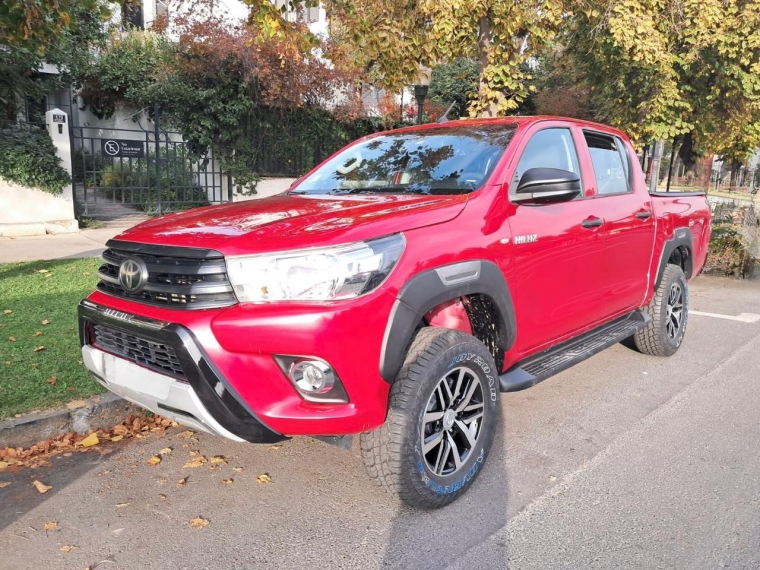 TOYOTA HILUX DX 4X2  2.4 - imagen 2