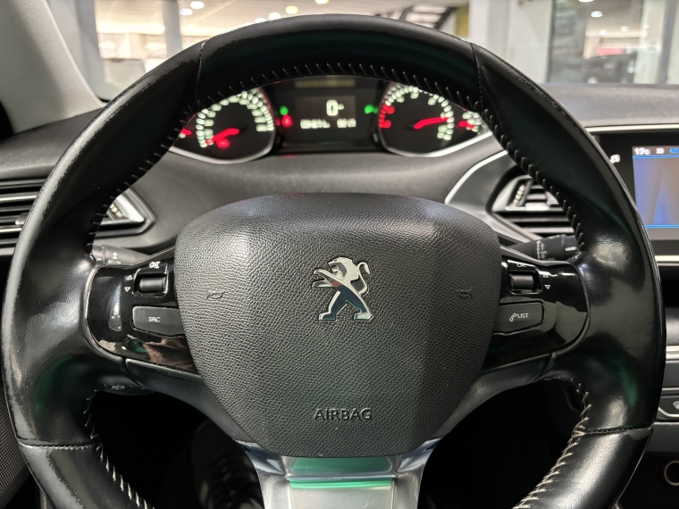 Peugeot 308 Allure Bluehdi 1.5l 6mt 2020  Usado en Grass & Arueste