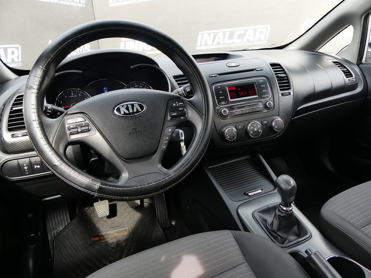 Kia Cerato 5 Ex 1.6 2016 Usado  Usado en Webautos.cl
