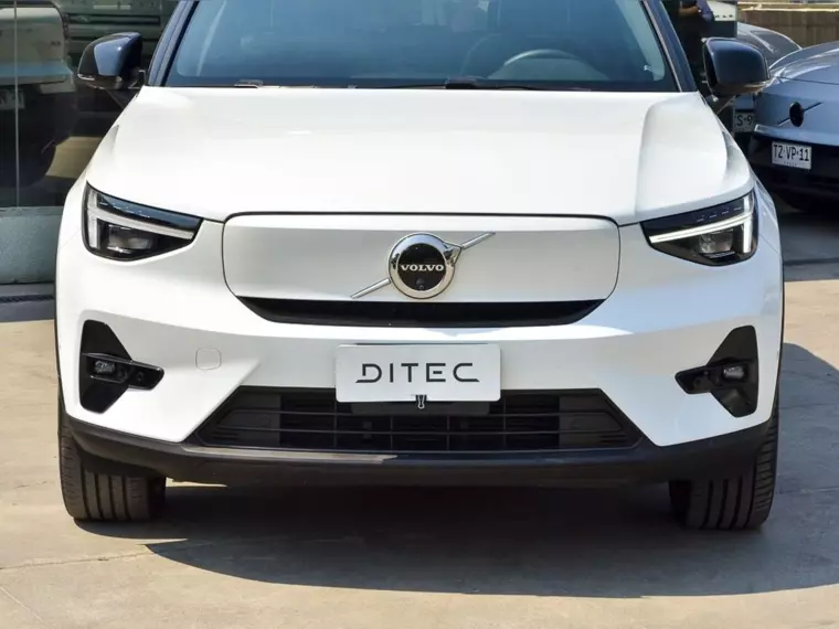 Volvo Xc40 2.0 T5 Hybrid At 4x4 Hibrido 2024 Usado Usado en BMW Premium Selection Volvo Xc40 2.0 T5 Hybrid At 4x4 Hibrido 2024 Usado Usado en BMW Premium Selection