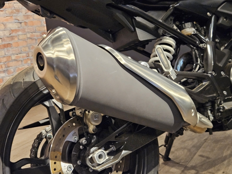 Bmw G 310 r . 2025 Usado en BMW Premium Selection