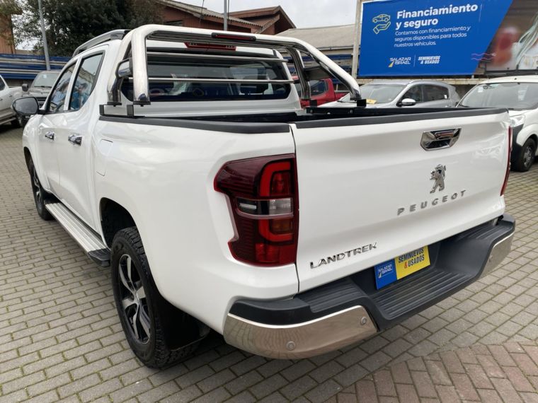 Peugeot Landtrek 1.9 Action4 Hdi Diesel 4x4 150 Hp Mt 4p 2022 Usado Usado en Webautos.cl Peugeot Landtrek 1.9 Action4 Hdi Diesel 4x4 150 Hp Mt 4p 2022 Usado Usado en Webautos.cl