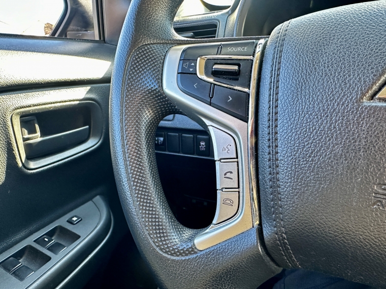 Mitsubishi L200 L200 Work 2.2 2024 Usado en Rosselot Usados