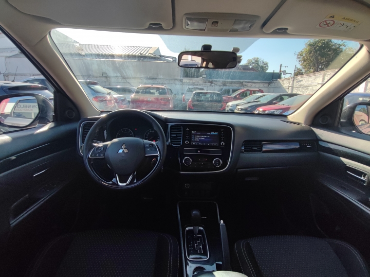 Mitsubishi Outlander Outlander Cvt 2.0 Aut 2019 Usado en Rosselot Usados Mitsubishi Outlander Outlander Cvt 2.0 Aut 2019 Usado en Rosselot Usados
