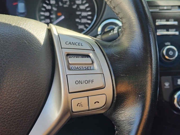 Nissan X-trail 2.5 Exclusive  Cvt At 4x4 2016 Usado  Usado en Kovacs Usados