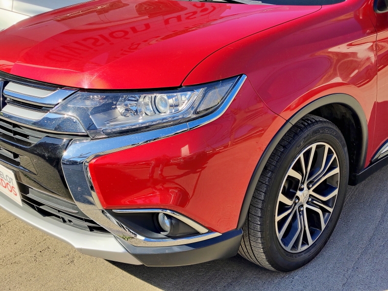 Mitsubishi Outlander Outlander 4x4 At Glx 2.4 + 2018 Usado en Rosselot Usados