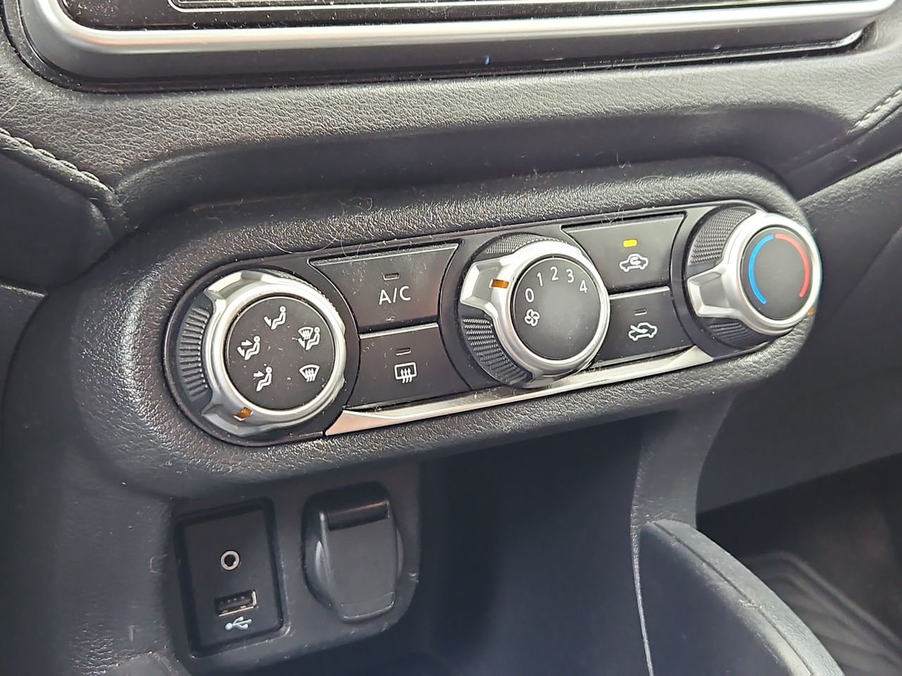 Nissan Versa Versa  Mt 1.6 2023 Usado en Usados de Primera - Sergio Escobar