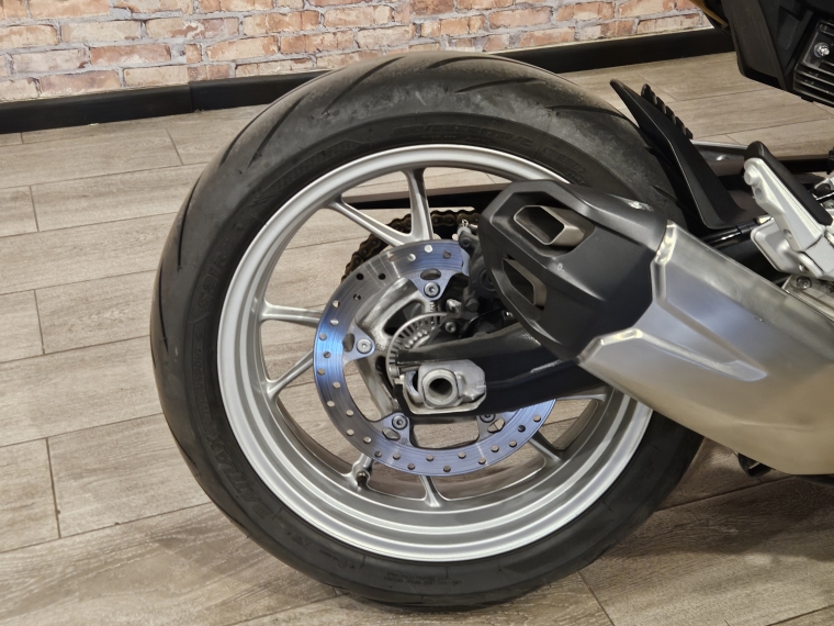 Bmw F 900 r . 2023 Usado en BMW Premium Selection Bmw F 900 r . 2023 Usado en BMW Premium Selection