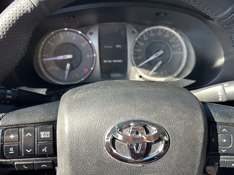 Toyota Hilux Dcab Dx 4X2 2.4Cc — foto 8 de 11