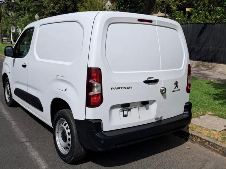 Peugeot Partner Blue Hdi 1.5 2024  Usado en Autos