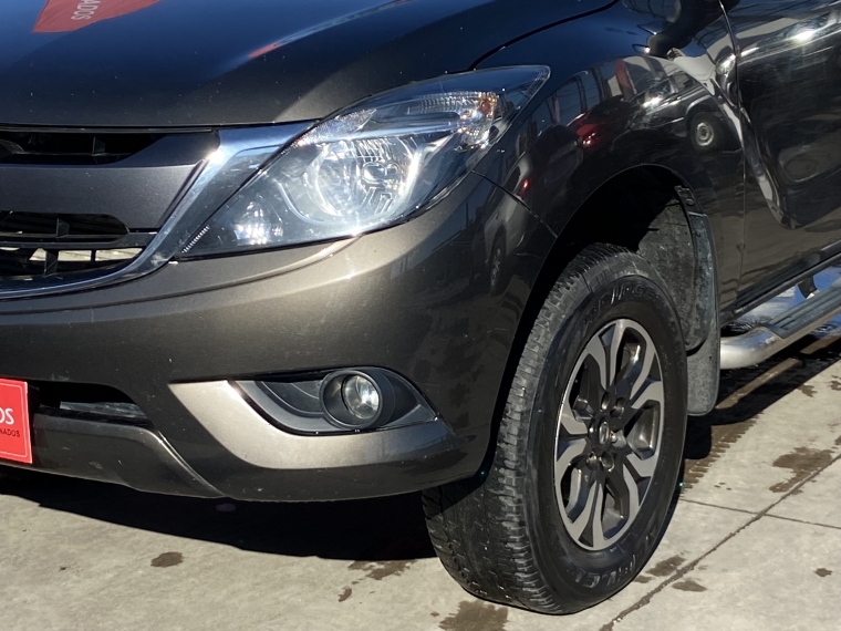 Mazda Bt-50 Bt-50 2.2 Dc 4x4 Sdx Abs Ds 2022 Usado en Rosselot Usados