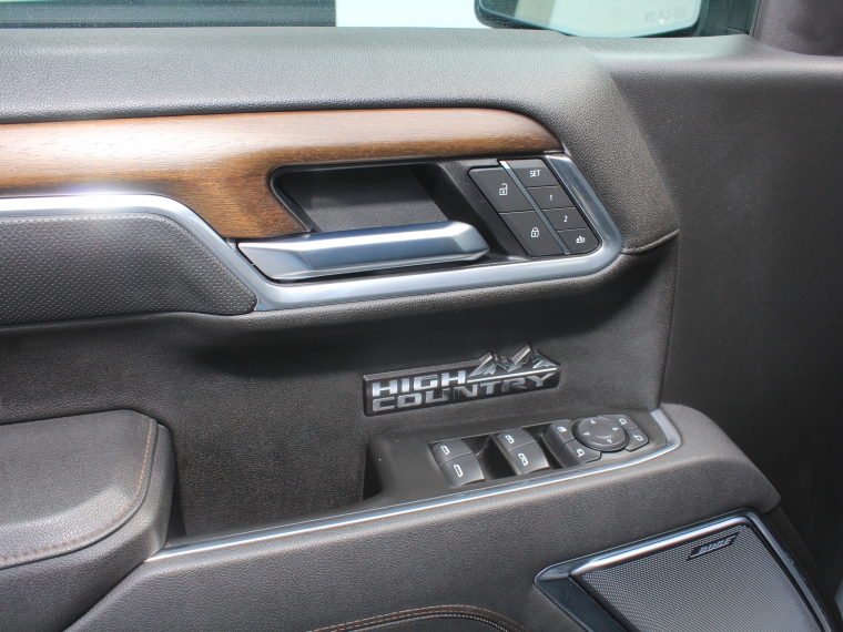 Chevrolet Silverado 3.0 Td High Contry At 4x4 Diesel 2025 Usado  Usado en Kovacs Usados