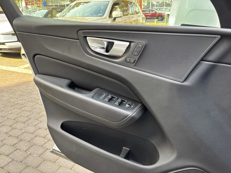 Volvo Xc60 Ii T8 Recharge 4x4 2.0 Aut 2024 Usado Usado en BMW Premium Selection Volvo Xc60 Ii T8 Recharge 4x4 2.0 Aut 2024 Usado Usado en BMW Premium Selection