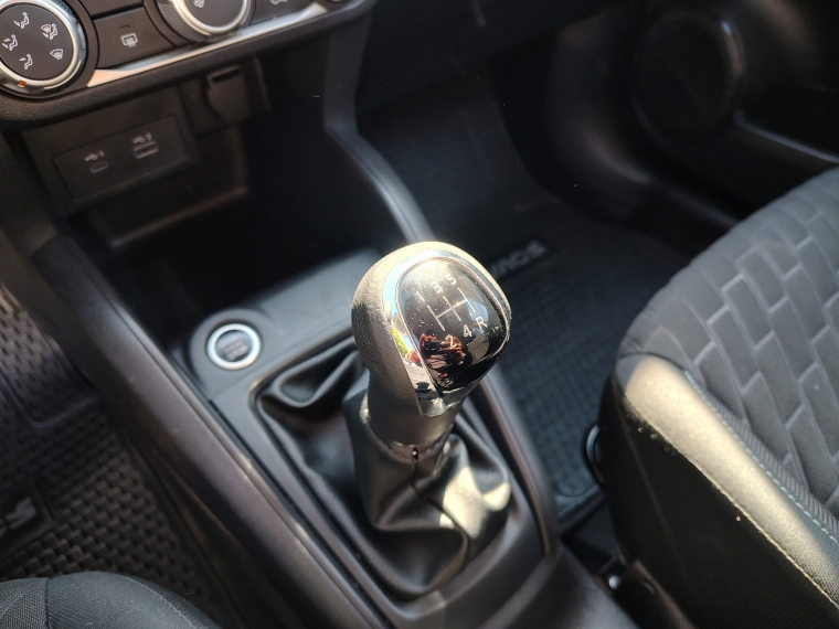 Nissan Kicks 1.6  Advance  Mt 2024 Usado  Usado en Kovacs Usados