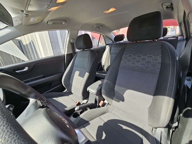 Kia Rio 4 Rio 4 2024 Usado  Usado en Kovacs Usados