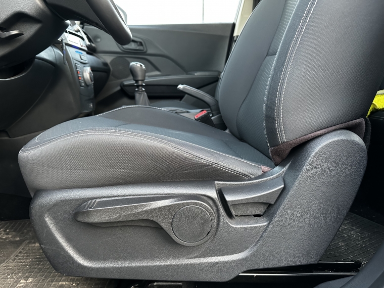 Mahindra Xuv 1.2 Comfort Mt 2024 Usado  Usado en Webautos.cl