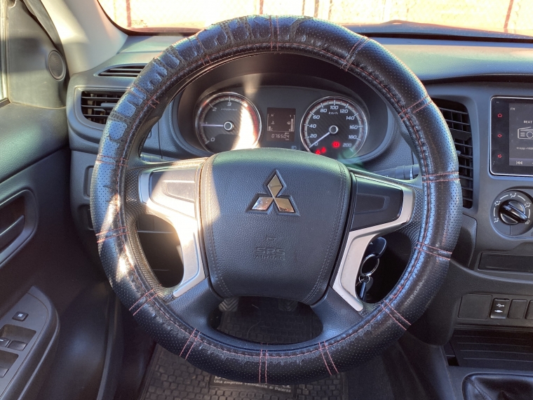 Mitsubishi L200 L200 Work Cr Wf 2.4 2021 Usado en Rosselot Usados