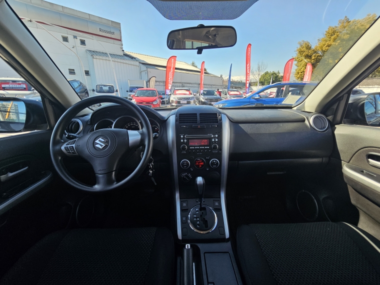 Suzuki Grand nomade Grand Nomade Glx 4x4 2.4 Aut 2012 Usado en Rosselot Usados