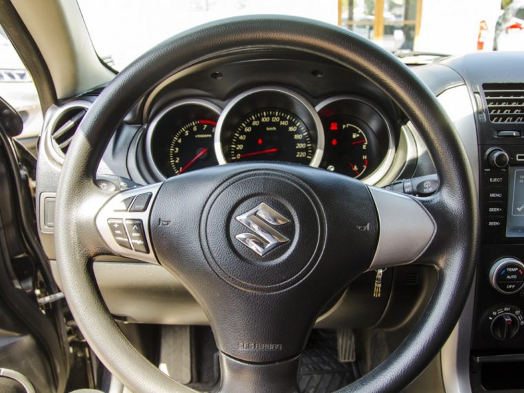 Suzuki Grand nomade 4x4 Automatico 2015 Usado  Usado en Webautos.cl