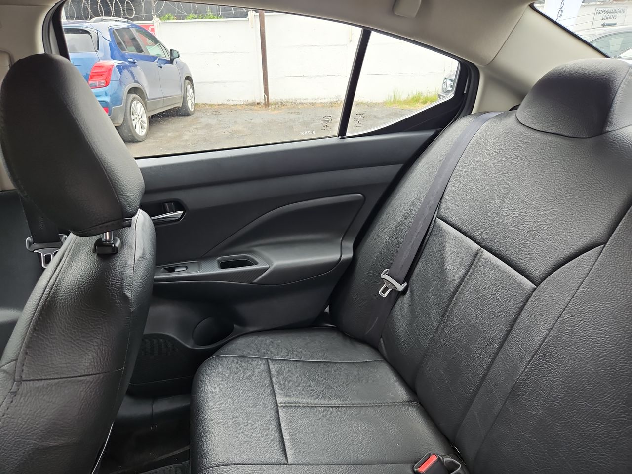 Nissan Versa Versa  Mt 1.6 2022 Usado en Usados de Primera - Sergio Escobar