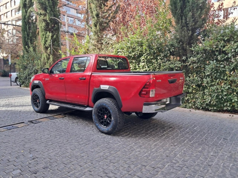 TOYOTA HILUX DX 4X4 2.4 - imagen 15