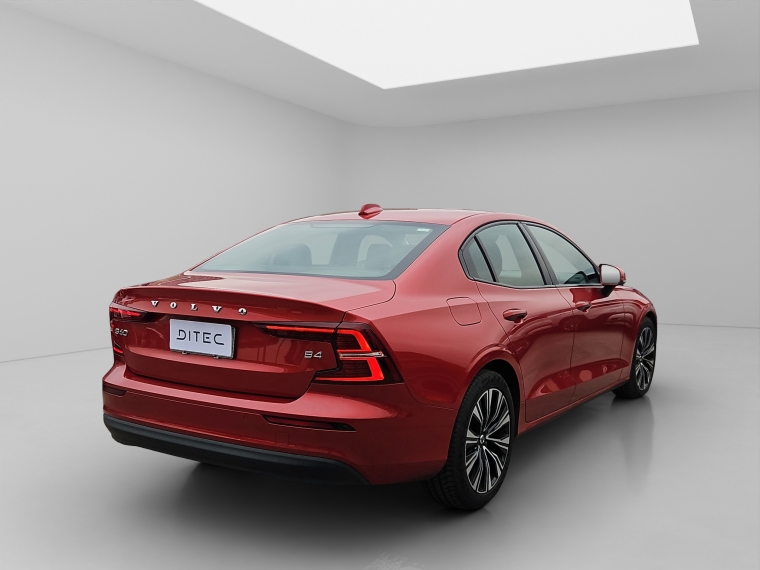 Volvo S60 B4 2023 Usado Usado en BMW Premium Selection Volvo S60 B4 2023 Usado Usado en BMW Premium Selection