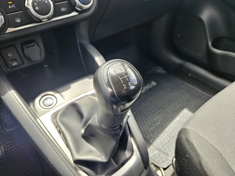 Nissan Versa Sense Mt 2022 Usado  Usado en Kovacs Usados