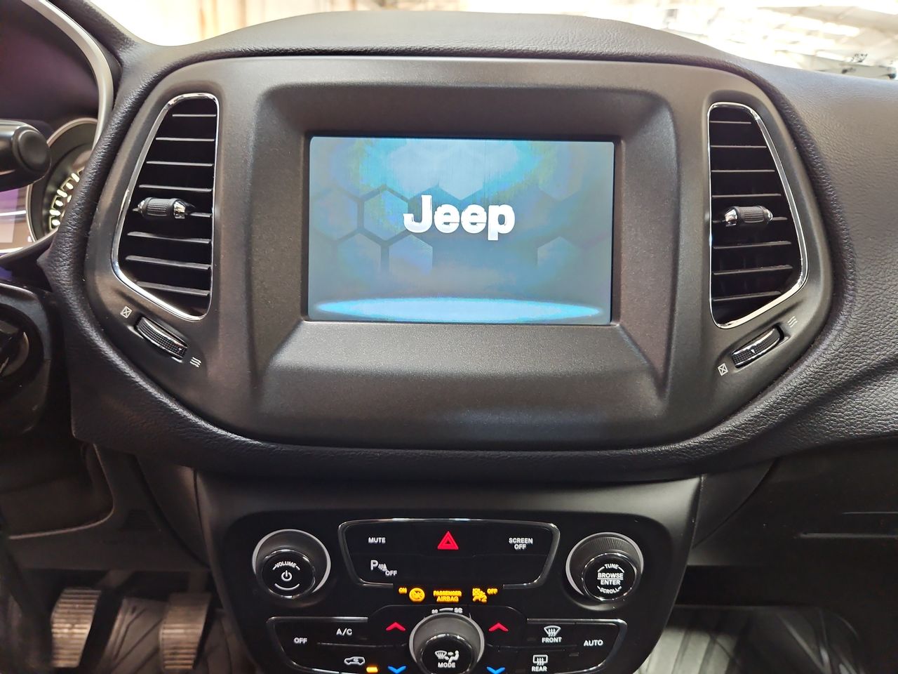 Jeep Compass All New Compass Sport Lx 2.4 2020 Usado en Usados de Primera - Sergio Escobar